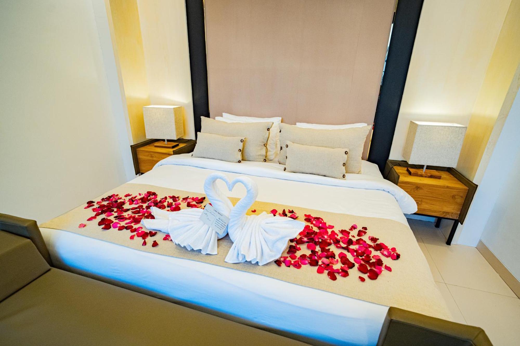 La Boutique Villas סמיניאק מראה חיצוני תמונה